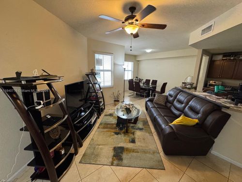 apt-215-11603 Nw 89th St, Doral, FL, 33178-1743 | Card Image