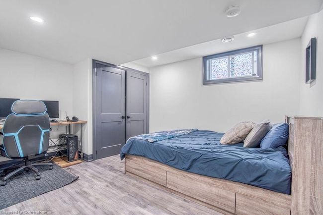 82 Shea Cres, House other with 6 bedrooms, 2 bathrooms and 8 parking in Kitchener ON | Image 27
