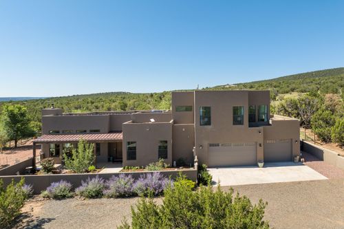9 La Quinta, Sandia Park, NM, 87047-9625 | Card Image