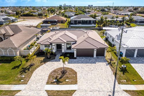 1406 Mohawk Pkwy, Cape Coral, FL, 33914-5615 | Card Image