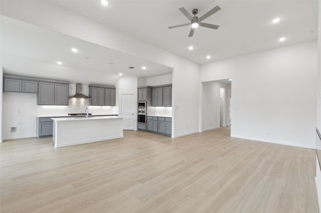 569 Moonrise St, House other with 4 bedrooms, 3 bathrooms and null parking in Waxahachie TX | Image 9