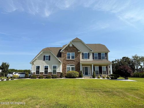 41 Gina Dr, Allentown, NJ, 08501-2056 | Card Image