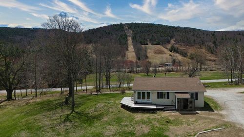 96 Moose Mountain Road, Brookfield, NH, 03872 | Card Image