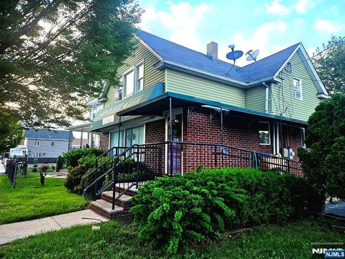 180 Main St, Little Ferry, NJ, 07643-1525 | Card Image