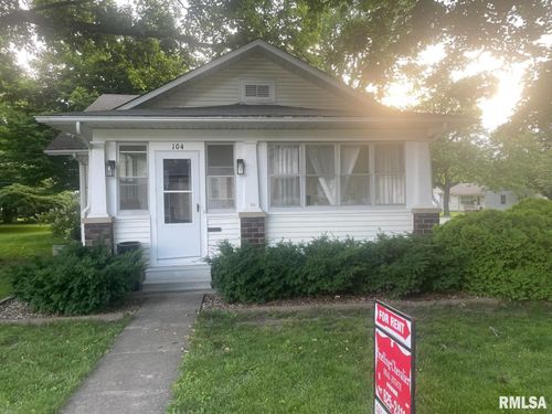 104 S 9th Street, Auburn, IL, 62615 | Card Image