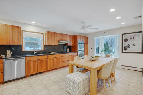 1447 N Ocean Ave, Medford, NY, 11763-3542 | Card Image