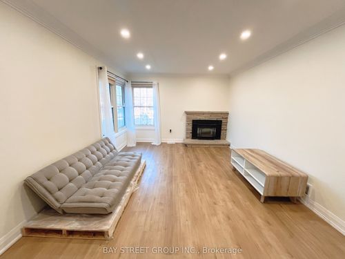 upper-12 Wakil Dr, Saint Catharines, ON, L2T3H8 | Card Image