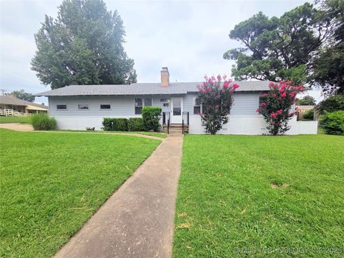 4607 E 24th St, Tulsa, OK, 74114-3611 | Card Image