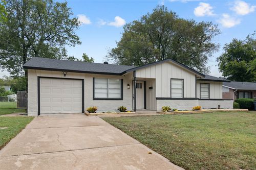 527 Goldwood Dr, Dallas, TX, 75232-3951 | Card Image