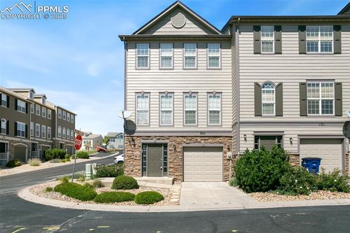 940 Burning Bush Pt, Monument, CO, 80132-8652 | Card Image