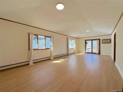 15 Cook Ln, Gardiner, NY, 12525 | Card Image