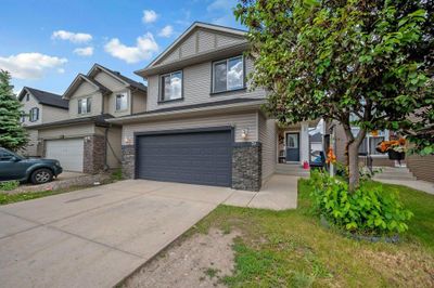 70 Saddlecrest Terr Ne, House detached with 5 bedrooms, 2 bathrooms and 2 parking in Calgary AB | Image 2