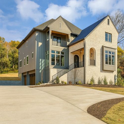 459 Franklin Rd, Franklin, TN, 37069-8208 | Card Image