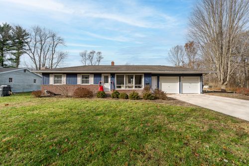 733 Hazen St, Paw Paw, MI, 49079-2001 | Card Image