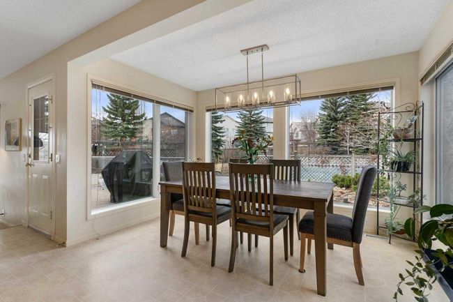 461 Sienna Heights Hill Sw, House other with 3 bedrooms, 3 bathrooms and 4 parking in Calgary AB | Image 11