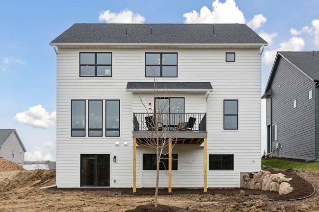 Photo taken from previous model with a similar floorplan. While similar, some options shown in the picture may not be included in this pricing. Please ask for a detailed list of included features for this listing. | Image 60