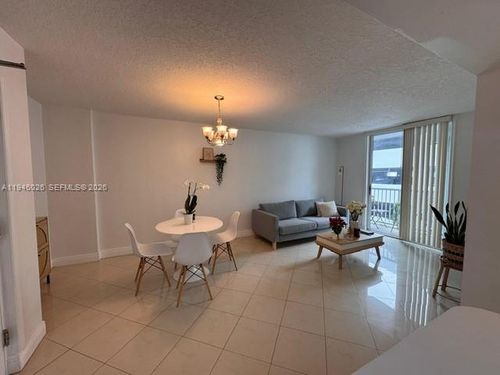 apt-1403-104 Sw 9th St, Miami, FL, 33130-3587 | Card Image