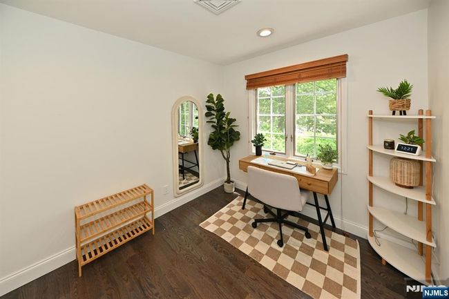 254 University Way, House other with 5 bedrooms, 5 bathrooms and null parking in Paramus NJ | Image 32