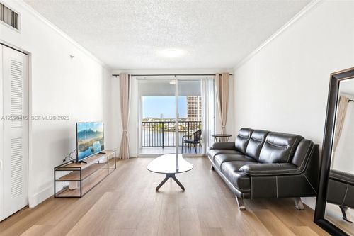 2808-17150 N Bay Rd, Sunny Isles Beach, FL, 33160-3463 | Card Image