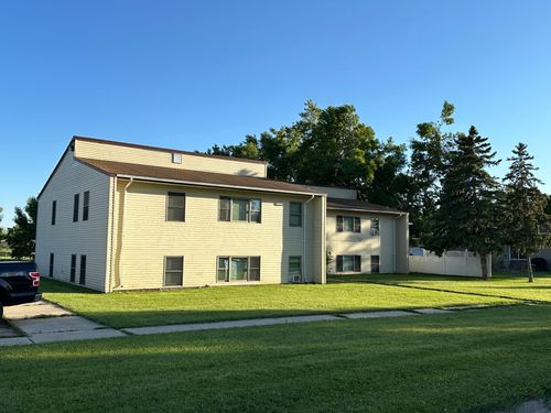 107 Brown Avenue, Lisbon, ND, 58054 | Card Image