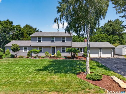 15 Winston Road, East Lyme, CT, 06333 | Card Image
