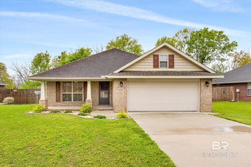 9534 Woolrich Ave, Fairhope, AL, 36532-7438 | Card Image