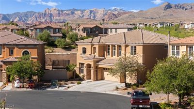 505 Los Dolces Street, House other with 5 bedrooms, 2 bathrooms and null parking in Las Vegas NV | Image 1