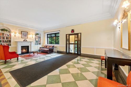 apt-3e-167 Centre Ave, New Rochelle, NY, 10805-2751 | Card Image