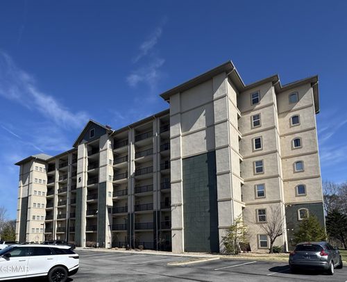 unit-5207-124 Plaza Drive, Pigeon Forge, TN, 37863 | Card Image