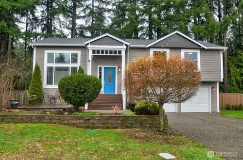 4201 Arbor Ct Se, Lacey, WA, 98503-4040 | Card Image