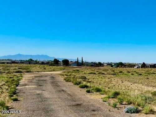--10404 & 10418 Wood Camp Drive, Kingman, AZ, 86401 | Card Image