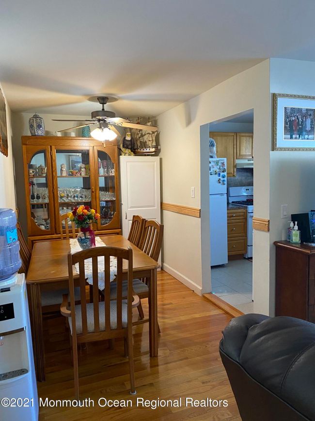 328a South Street, Sold in Eatontown Zoocasa