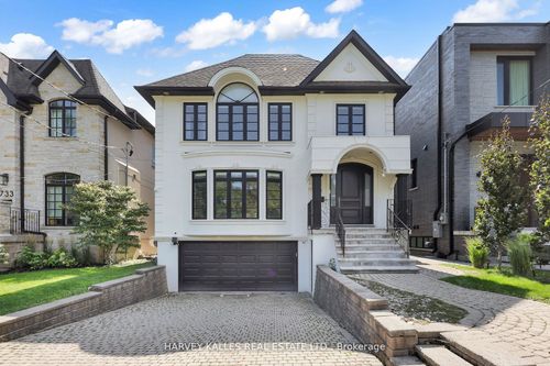 737 Woburn Ave, North York, ON, M5M1M2 | Card Image