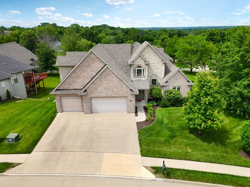 4701 Thornbrook Rdg, COLUMBIA, MO, 65203-9790 | Card Image