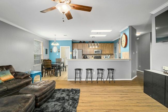 118 Floating Leaf Dr, House other with 7 bedrooms, 4 bathrooms and 4 parking in Hutto TX | Image 6