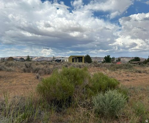 154-1-650 W 600 S, Escalante, UT, 84726-7792 | Card Image