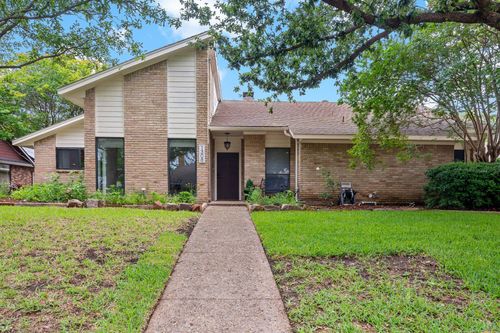 1308 Chesterton Dr, Richardson, TX, 75080-2801 | Card Image
