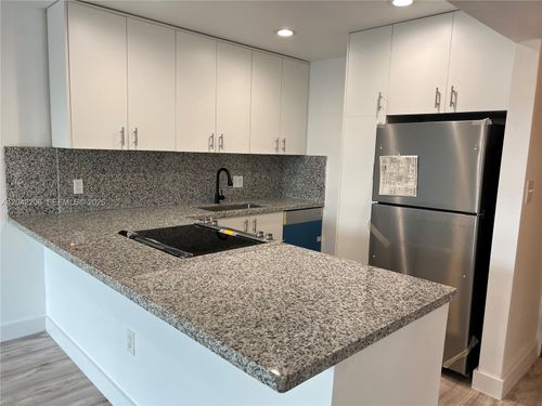 303-860 Ne 78th Street, Miami, FL, 33138 | Card Image