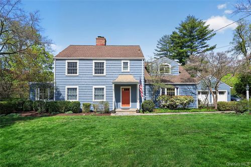 301 Bear Ridge Rd, Pleasantville, NY, 10570-1803 | Card Image