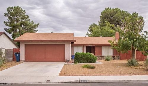 6639 Gunderson Blvd, Las Vegas, NV, 89103-4236 | Card Image