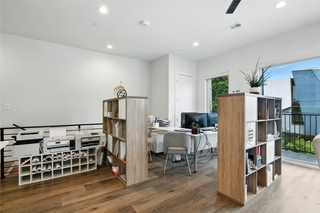 102 - 4640 Munger Ave, Townhouse with 2 bedrooms, 3 bathrooms and null parking in Dallas TX | Image 5