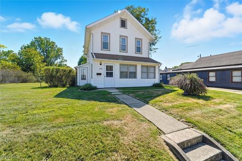 1026 E 16th St, Ashtabula, OH, 44004-3645 | Card Image