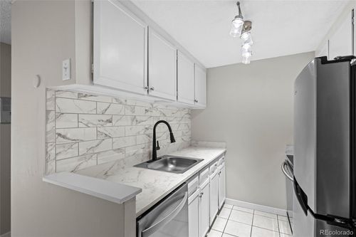 apt-501-799 Dahlia St, Denver, CO, 80220-5172 | Card Image