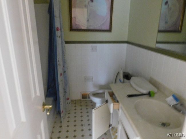 APT-8 - 90 Carriage Dr, Condo with 3 bedrooms, 3 bathrooms and null parking in Orchard Park NY | Image 11