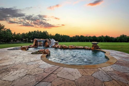231 Geis Dr, Pottsboro, TX, 75076 | Card Image