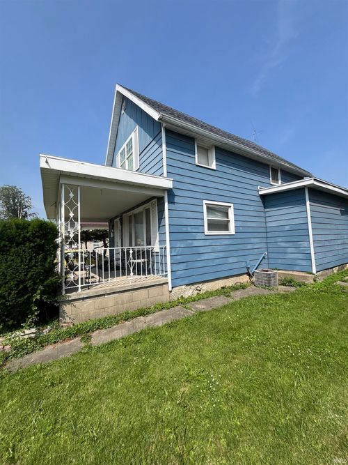 320 E Main St, Peru, IN, 46970-2525 | Card Image