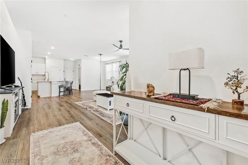 2734 Fantoni Street, Henderson, NV, 89044 | Card Image