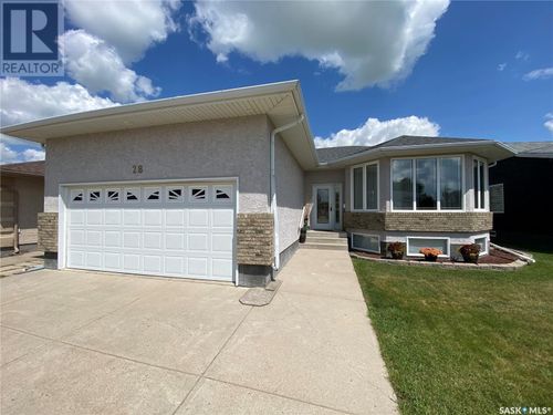 28 Wynn Pl, Yorkton, SK, S3N4A3 | Card Image