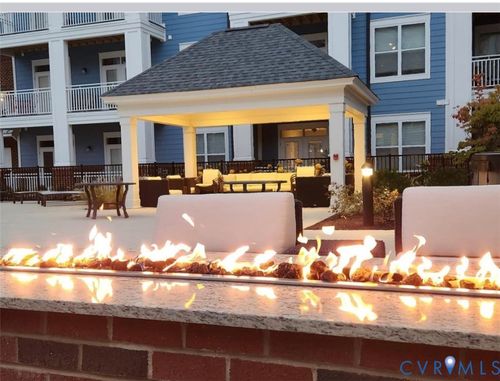 unit-207-10525 Stony Bluff Dr, Ashland, VA, 23005-8241 | Card Image