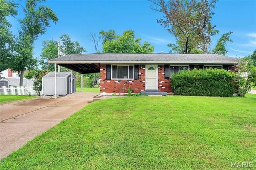 2109 Centurion Dr, Fenton, MO, 63026-2121 | Card Image